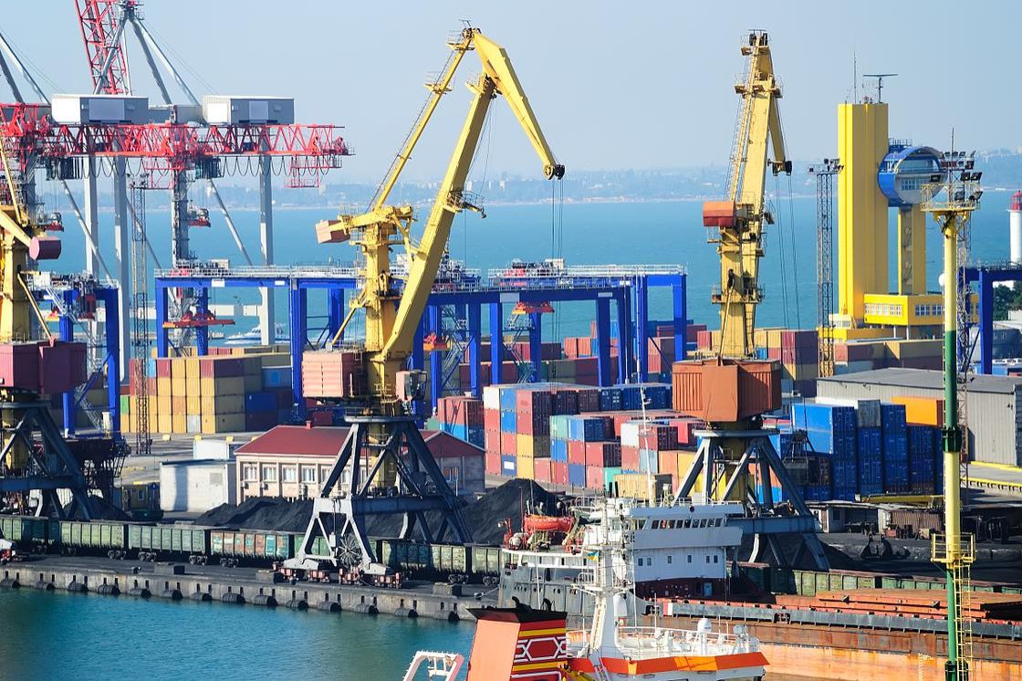 港口码头人员定位管理系统的技术原理及意义(港口码头管理实施细则)-第1张图片